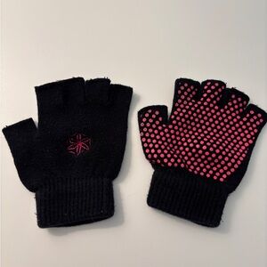 Gaiam Yoga Socks & Gloves Set - Black with Pink Grip